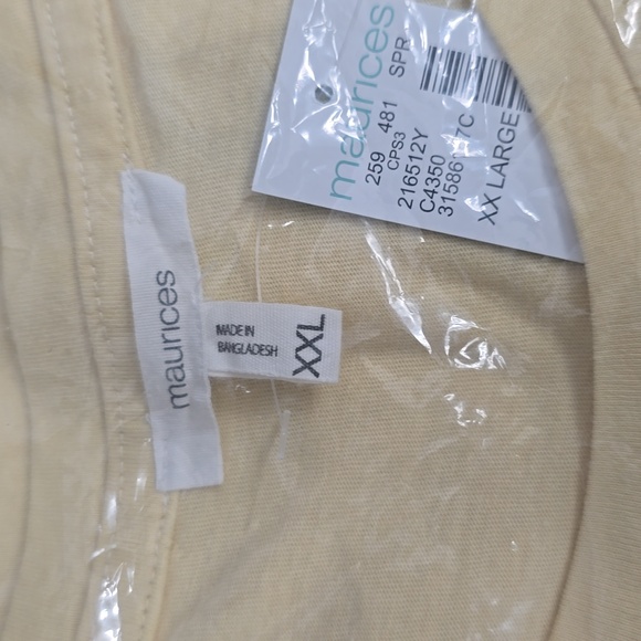 Maurices Shell Yeah Graphic Tee - Picture 4 of 4